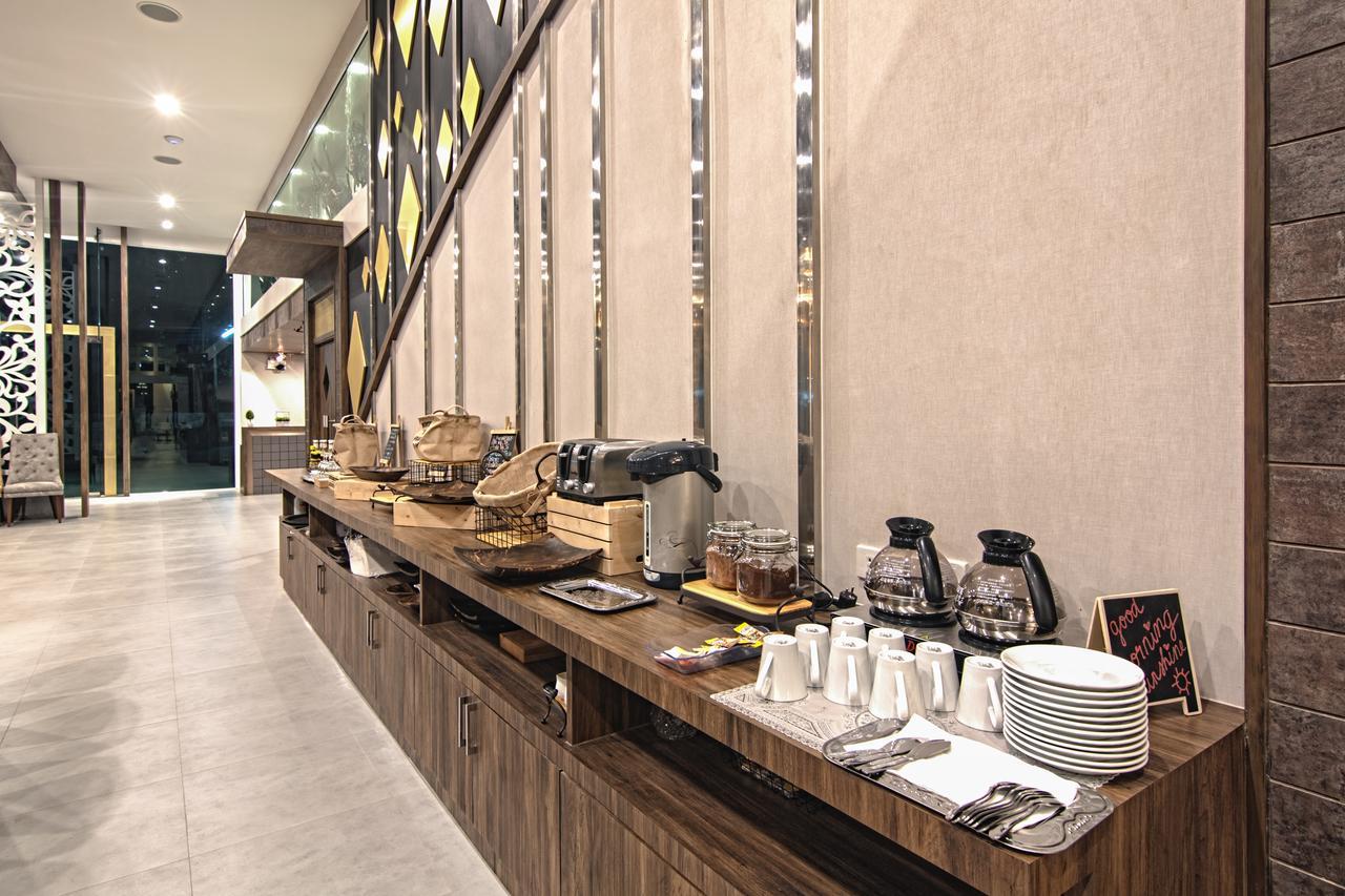 Gallery Design - Sha Extra Plus Sisaket Exteriör bild